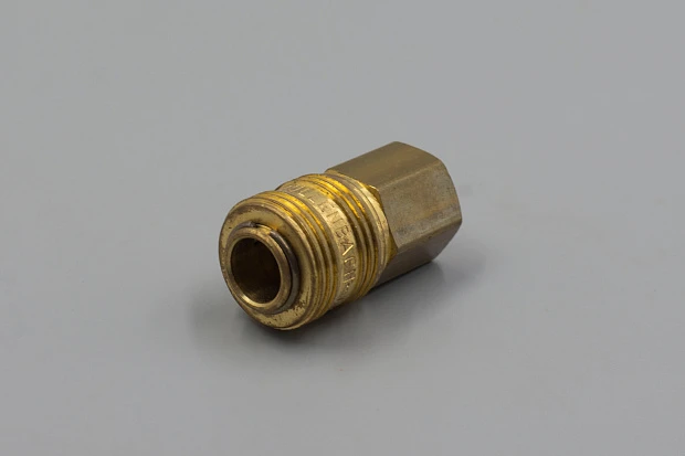 CCC-14/I Быстросъемное соединение 1/4"
